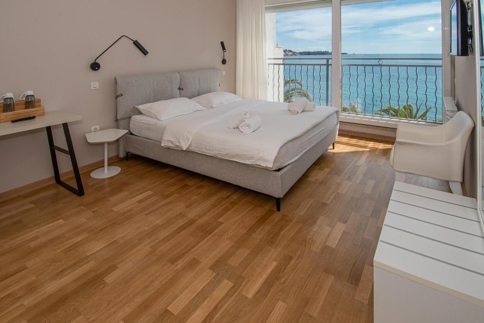 Bed & Breakfast Blu Locanda Ровінь Екстер'єр фото